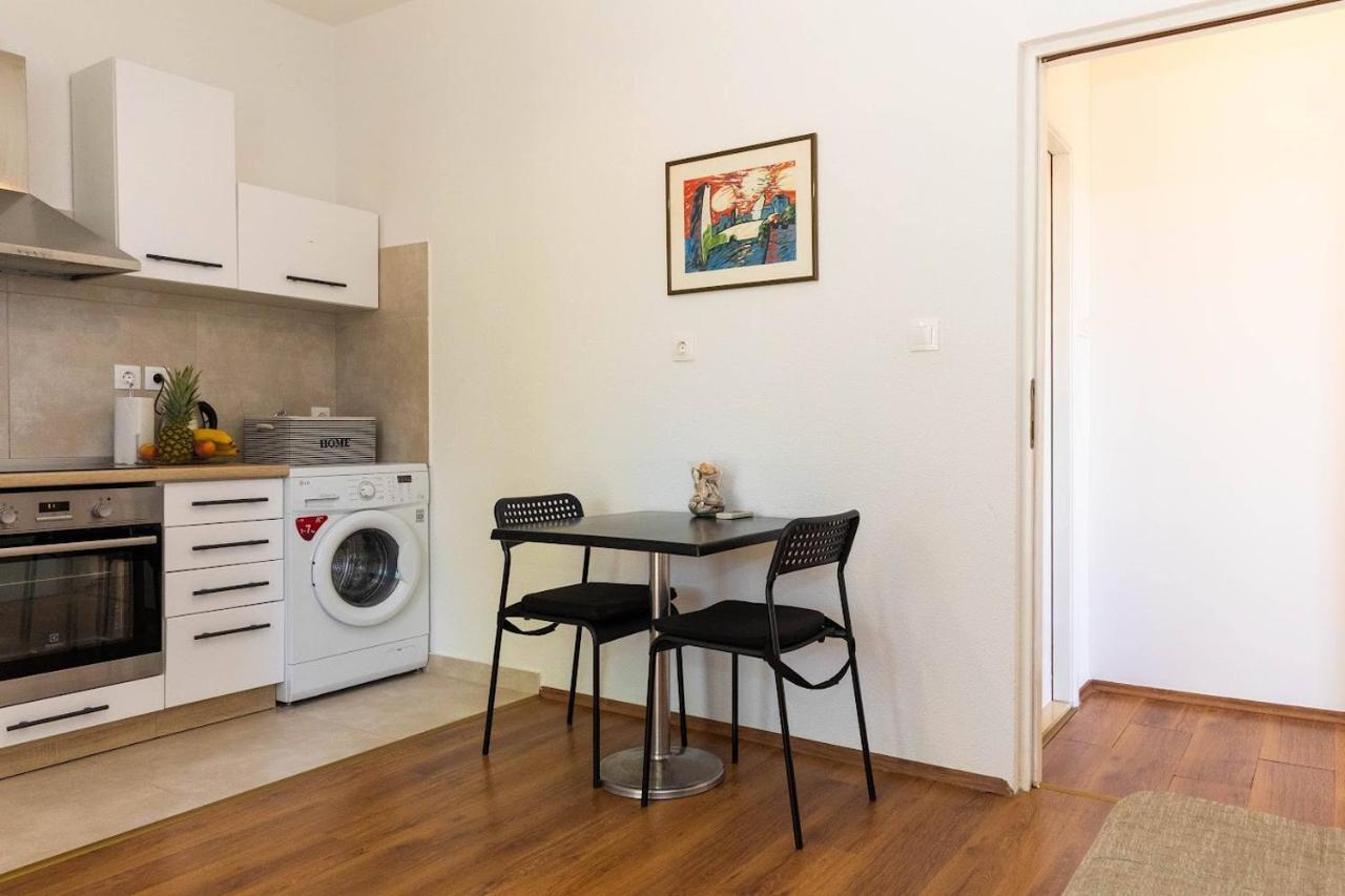 Wanderlust Apartments Dubrovnik Bagian luar foto